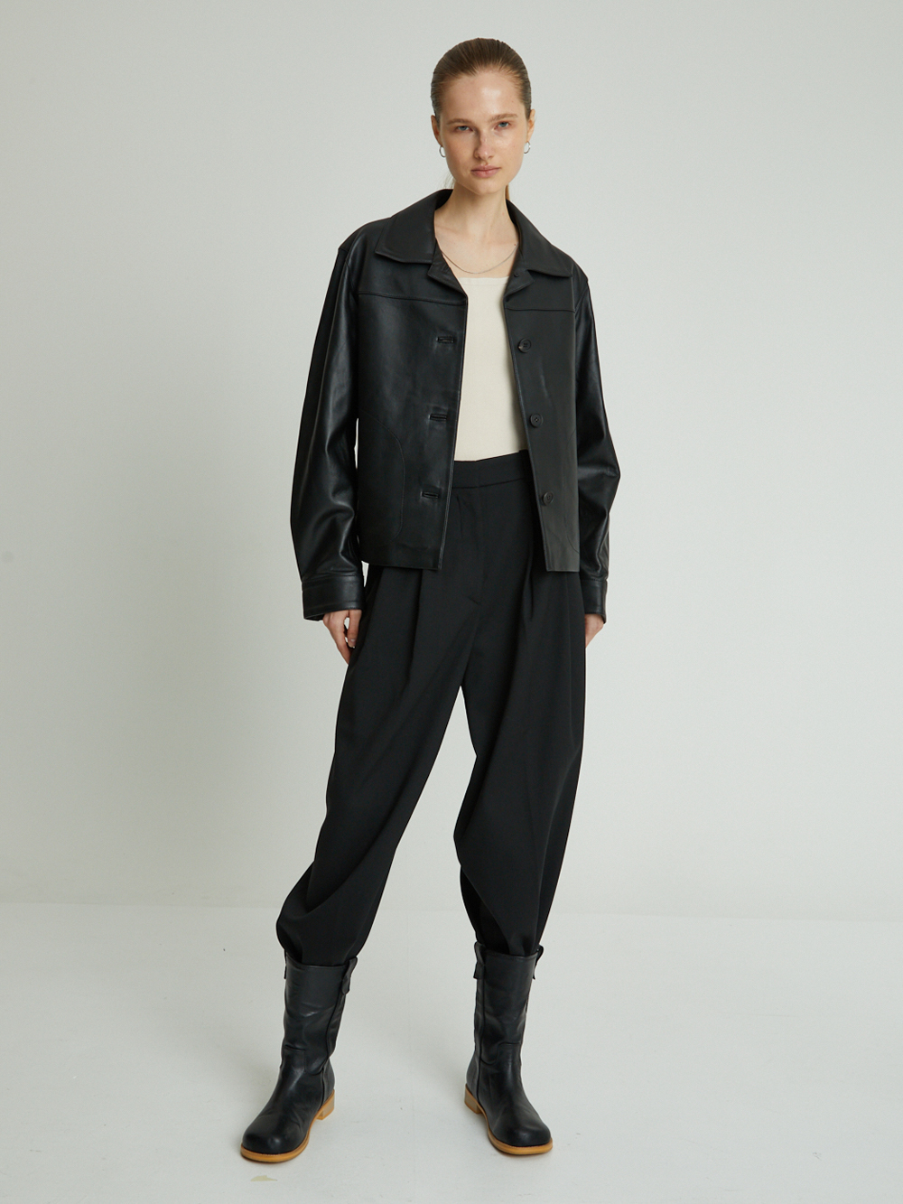 [ESSENTIAL] Bari Crop Leather Jacket